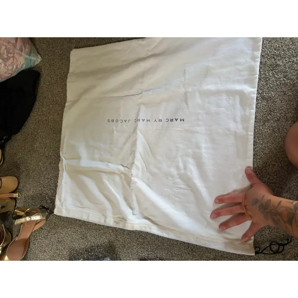 Cuyana dust bag one size
